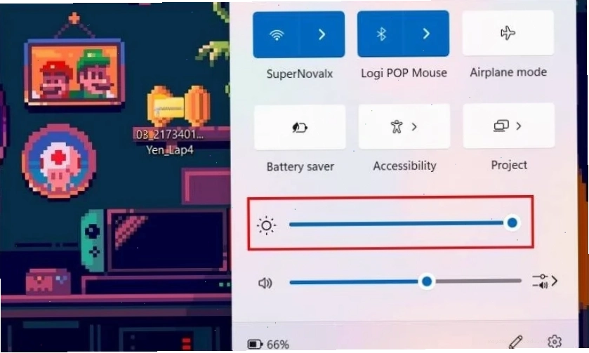 Cách kiểm tra vết hở ở viền màn hình laptop
