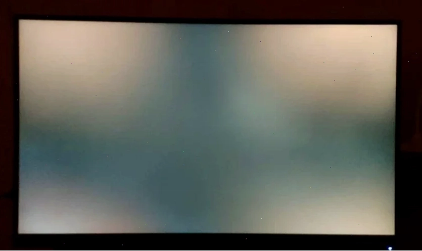 Dấu hiệu phát hiện viền màn hình laptop bị hở bong keo