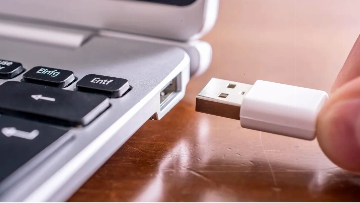 Kiểm tra cổng kết nối USB chuột