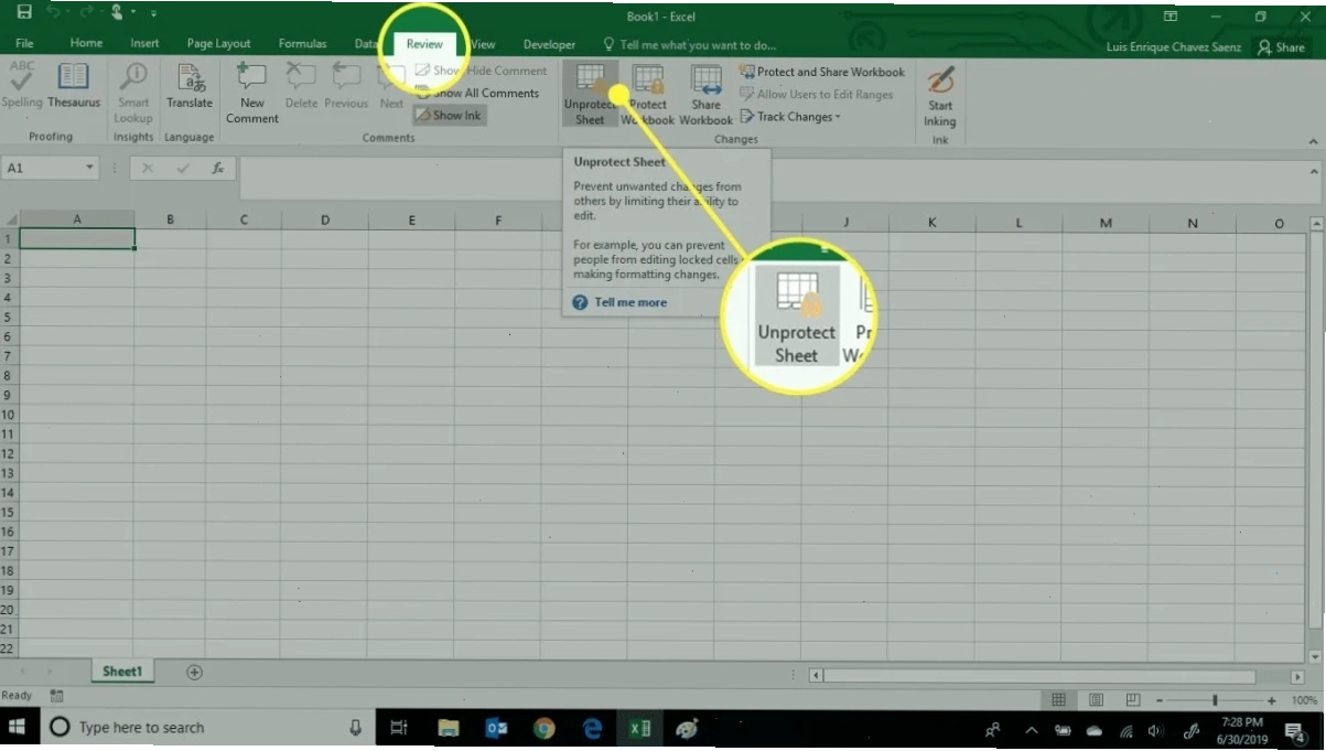 Nhấn Unprotect Sheet để sửa lỗi không copy được trong Excel do file bị khóa.