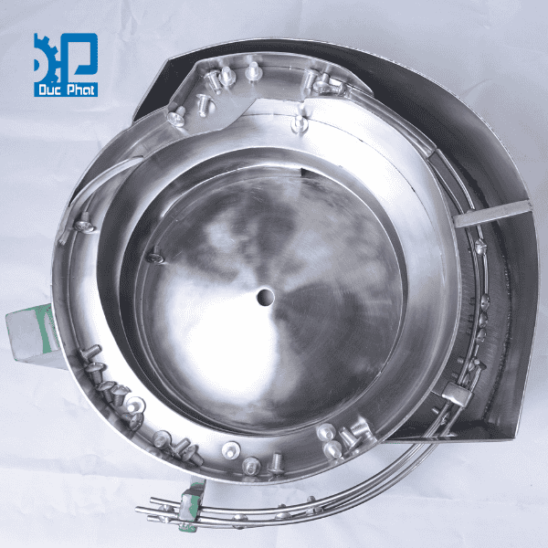 Phụ kiện mâm rung trong đóng gói đinh vít